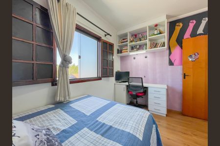 Casa à venda com 173m², 3 quartos e 2 vagasQuarto 3