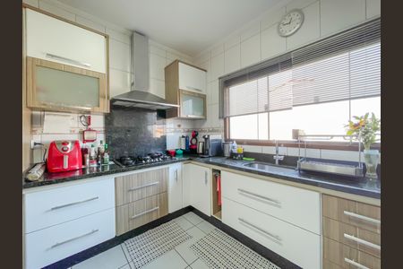 Casa à venda com 173m², 3 quartos e 2 vagasCozinha