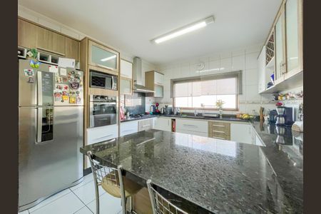 Casa à venda com 173m², 3 quartos e 2 vagasCozinha