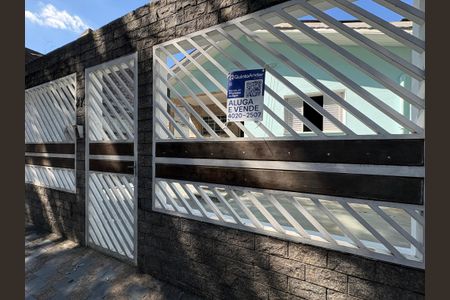 Casa para alugar com 273m², 3 quartos e 5 vagas Casa para alugar com 273m², 3 quartos e 5 vagasFachada