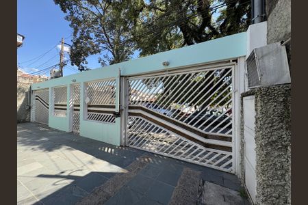 Casa para alugar com 273m², 3 quartos e 5 vagas Casa para alugar com 273m², 3 quartos e 5 vagasGaragem