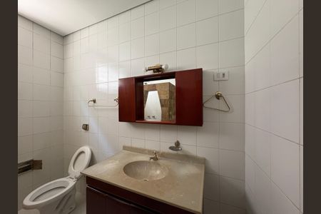 Casa para alugar com 273m², 3 quartos e 5 vagas Casa para alugar com 273m², 3 quartos e 5 vagasBanheiro