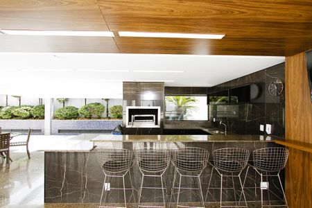 Apartamento para alugar com 185m², 4 quartos e 3 vagasÁrea comum - Churrasqueira