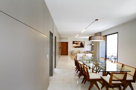 Apartamento para alugar com 185m², 4 quartos e 3 vagasVaranda da Sala