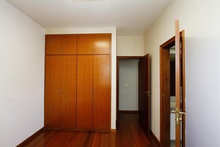 Apartamento para alugar com 185m², 4 quartos e 3 vagasQuarto 3 - Suíte