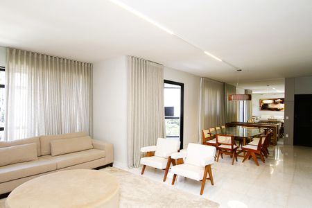Apartamento para alugar com 185m², 4 quartos e 3 vagasSala