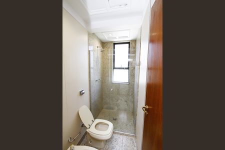 Apartamento para alugar com 185m², 4 quartos e 3 vagasBanheiro suite 1 e 3
