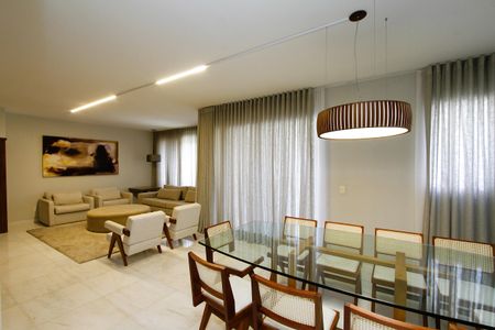 Apartamento para alugar com 185m², 4 quartos e 3 vagasSala