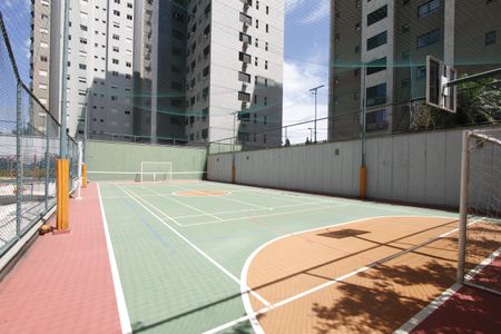 Apartamento para alugar com 185m², 4 quartos e 3 vagasQuadra Esportiva