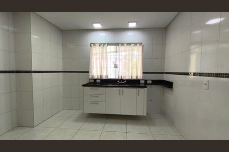 Casa à venda com 192m², 4 quartos e 4 vagasCozinha