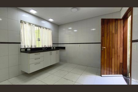 Casa à venda com 192m², 4 quartos e 4 vagasCozinha