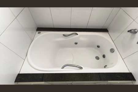 Casa à venda com 192m², 4 quartos e 4 vagasBanheiro da Suíte 4