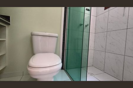 Casa à venda com 192m², 4 quartos e 4 vagasBanheiro da Suíte 2