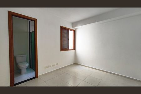 Casa à venda com 192m², 4 quartos e 4 vagasSuíte 2