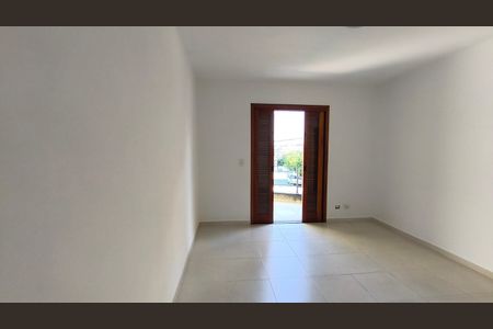 Casa à venda com 192m², 4 quartos e 4 vagasSuíte 4