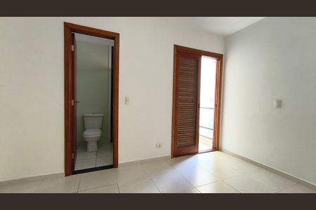 Casa à venda com 192m², 4 quartos e 4 vagasSuíte 3