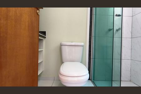 Casa à venda com 192m², 4 quartos e 4 vagasBanheiro da Suíte 2