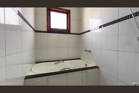 Casa à venda com 192m², 4 quartos e 4 vagasBanheiro da Suíte 4