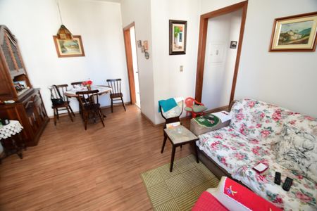 Sala de apartamento para alugar com 2 quartos, 60m² em Cambuí, Campinas