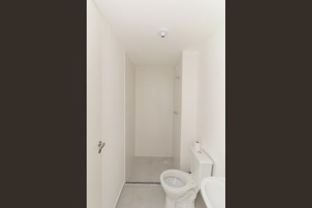 Apartamento para alugar com 38m², 2 quartos e sem vaga Apartamento para alugar com 38m², 2 quartos e sem vagaBanheiro