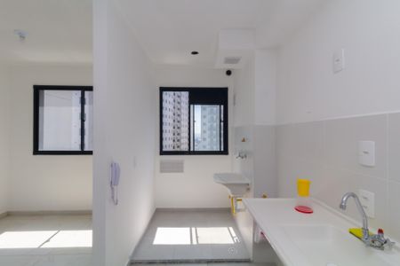 Apartamento para alugar com 38m², 2 quartos e sem vaga Apartamento para alugar com 38m², 2 quartos e sem vagaCozinha e Área de Serviço