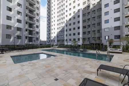 Apartamento para alugar com 38m², 2 quartos e sem vaga Apartamento para alugar com 38m², 2 quartos e sem vagaÁrea comum - Piscina