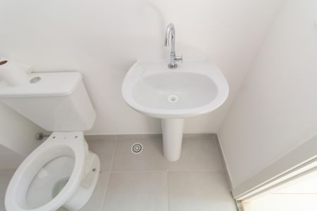 Apartamento para alugar com 38m², 2 quartos e sem vaga Apartamento para alugar com 38m², 2 quartos e sem vagaBanheiro