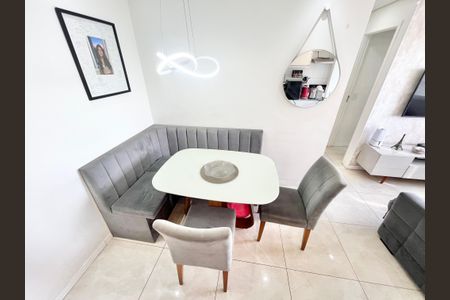 Apartamento à venda com 41m², 2 quartos e 1 vaga Apartamento à venda com 41m², 2 quartos e 1 vagaSala/Cozinha