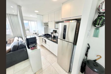 Apartamento à venda com 41m², 2 quartos e 1 vaga Apartamento à venda com 41m², 2 quartos e 1 vagaCorredorSala/Cozinha