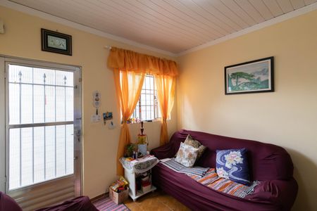 Casa à venda com 100m², 4 quartos e sem vaga Casa à venda com 100m², 4 quartos e sem vagaSala