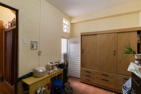 Casa à venda com 100m², 4 quartos e sem vaga Casa à venda com 100m², 4 quartos e sem vagaQuarto 3