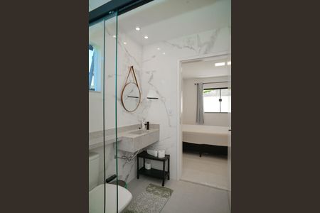 Casa para alugar com 100m², 3 quartos e 1 vaga Casa para alugar com 100m², 3 quartos e 1 vagaBanheiro da Suíte