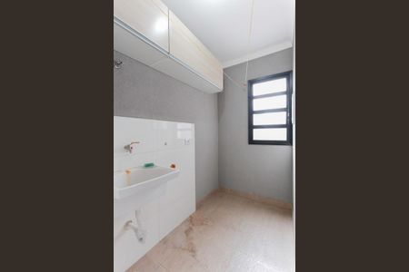 Apartamento para alugar com 44m², 2 quartos e sem vaga Apartamento para alugar com 44m², 2 quartos e sem vagaÁrea de serviço