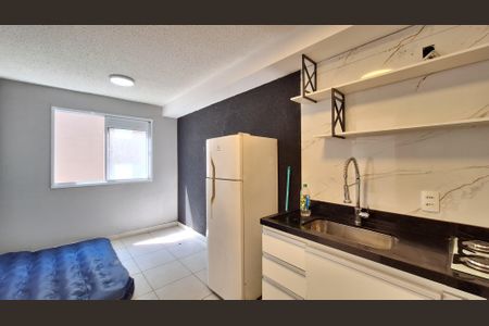 Sala/Cozinha/Área de serviço de apartamento para alugar com 1 quarto, 30m² em Parque Industrial Tomas Edson, São Paulo, São Paulo