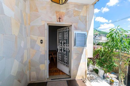 Casa para alugar com 157m², 3 quartos e 6 vagasHall da entrada