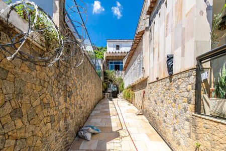 Casa para alugar com 157m², 3 quartos e 6 vagasGaragem