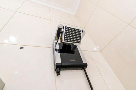 Casa para alugar com 157m², 3 quartos e 6 vagasBanheiro 1