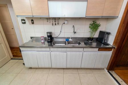 Casa para alugar com 157m², 3 quartos e 6 vagasCozinha