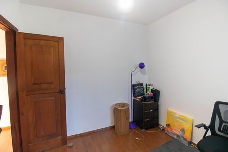 Casa à venda com 245m², 3 quartos e 7 vagas Casa à venda com 245m², 3 quartos e 7 vagasQuarto 1