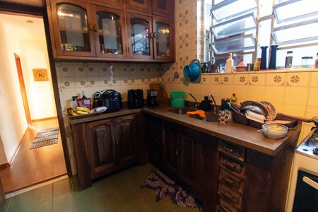 Casa à venda com 245m², 3 quartos e 7 vagas Casa à venda com 245m², 3 quartos e 7 vagasCozinha