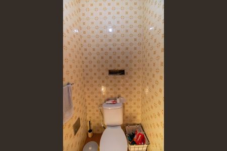 Casa à venda com 245m², 3 quartos e 7 vagas Casa à venda com 245m², 3 quartos e 7 vagasBanheiro da Suíte