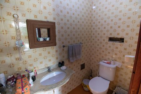 Casa à venda com 245m², 3 quartos e 7 vagas Casa à venda com 245m², 3 quartos e 7 vagasBanheiro da Suíte