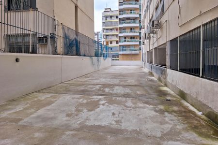 Apartamento à venda com 75m², 2 quartos e 1 vagaÁrea comum