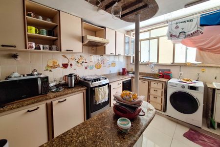 Apartamento à venda com 75m², 2 quartos e 1 vagaCozinha