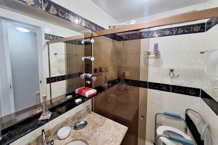 Apartamento à venda com 75m², 2 quartos e 1 vagaBanheiro Social