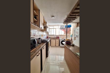 Apartamento à venda com 75m², 2 quartos e 1 vagaCozinha