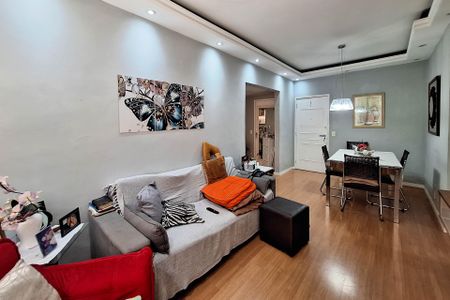Apartamento à venda com 75m², 2 quartos e 1 vagaSala
