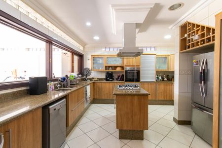 Casa à venda com 430m², 4 quartos e 4 vagasCozinha