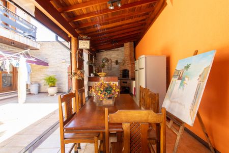 Casa à venda com 430m², 4 quartos e 4 vagasÁrea externa