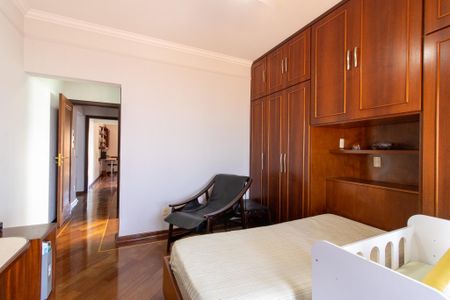 Casa à venda com 430m², 4 quartos e 4 vagasSuite 3